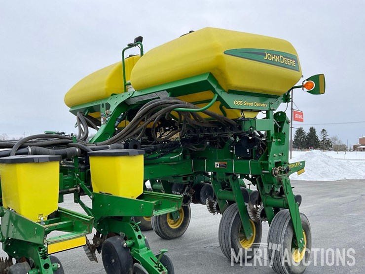 2012-john-deere-1770nt-ccs-image-16