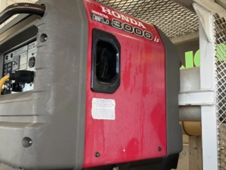 2014-ford-f550-image-10