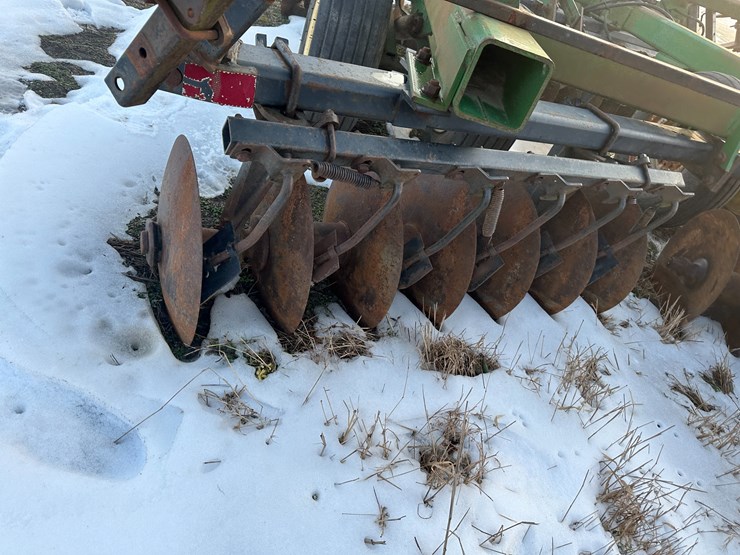 john-deere-630-image-25