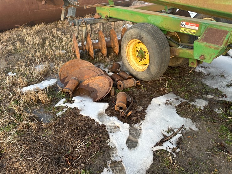 john-deere-630-image-52