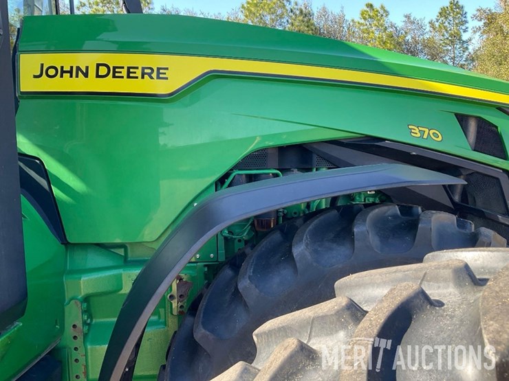 2023-john-deere-8r-370-image-34