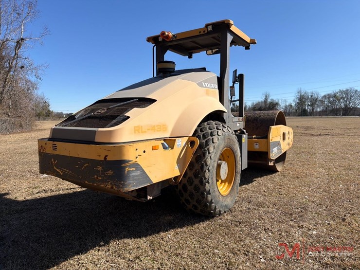 2016-volvo-sd115b-image-2