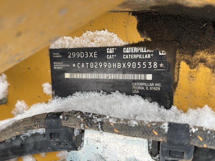 2023-caterpillar-299d3-xe-image-9