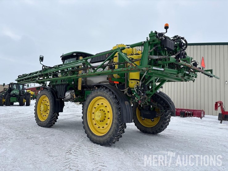 2018-john-deere-r4045-image-3