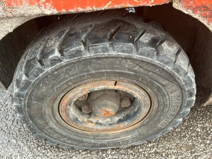 2018-toyota-8fdu25-image-25