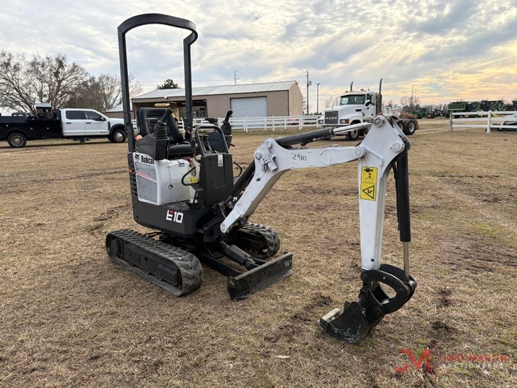 2018-bobcat-e10-image-3