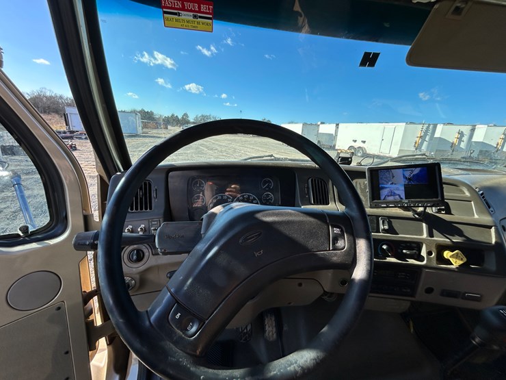 2004-sterling-acterra-image-14