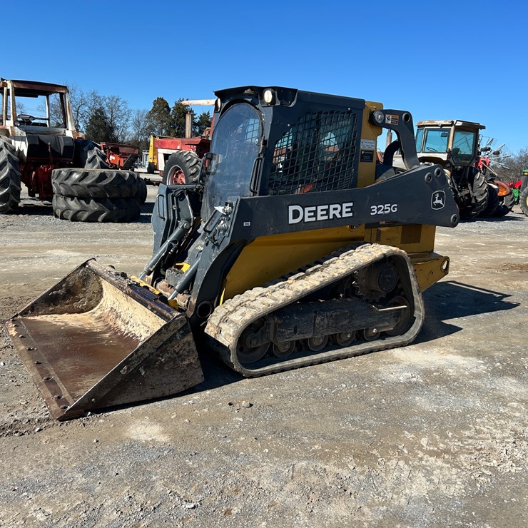 DEERE 325G