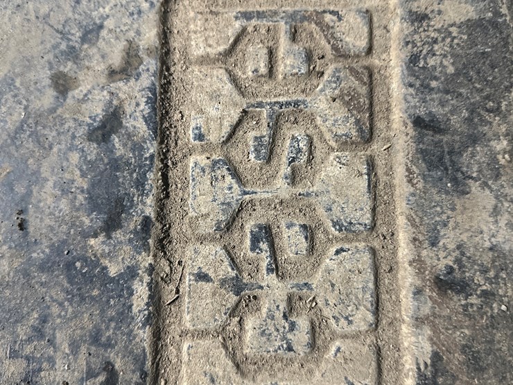 #38477-•-case-tractor-weight-image-3