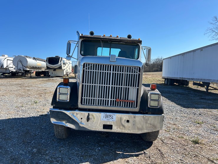 1986-international-f9370-image-7