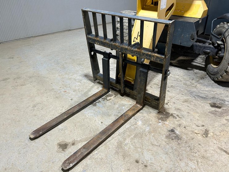 2017-gehl-rs6-34-image-6