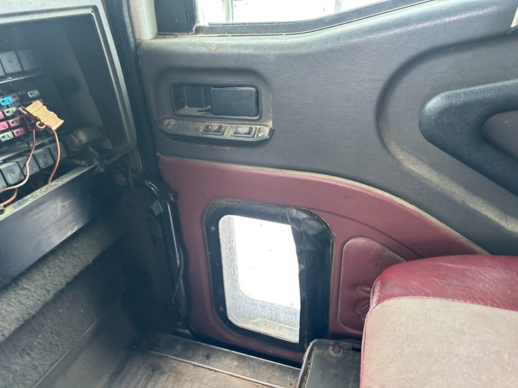 2001-international-2001-image-71