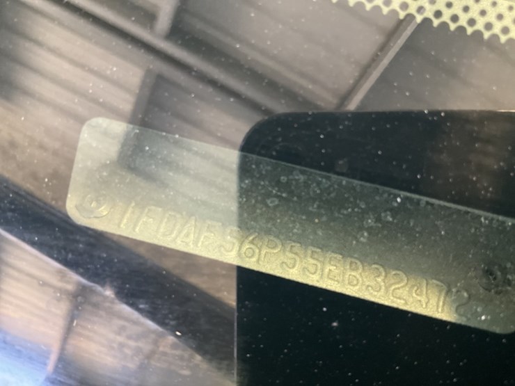 2005-ford-f550-image-16