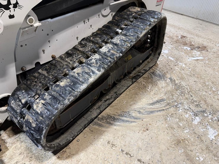 2023-bobcat-t770-image-11