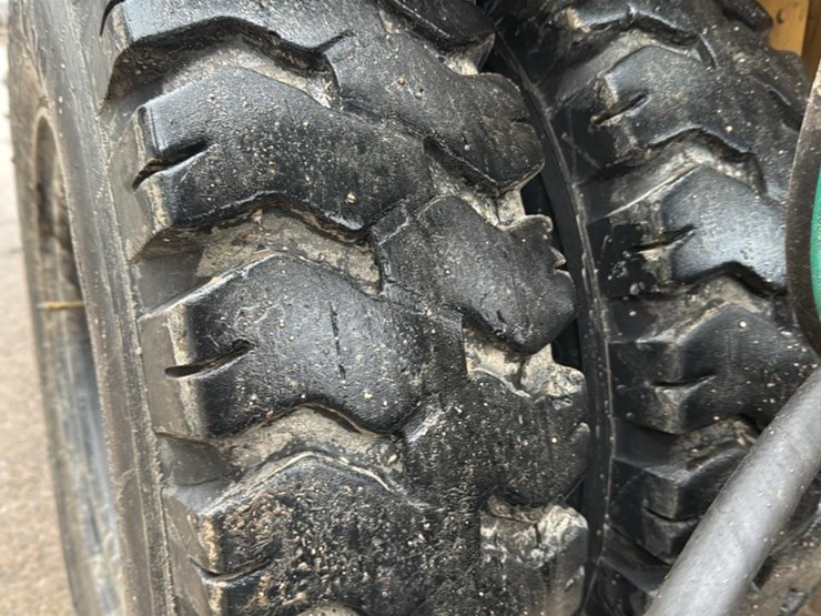 caterpillar-v140-image-21