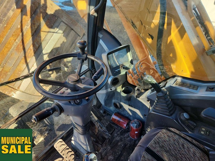 2012-hyundai-r140-w-9-excavator-image-12