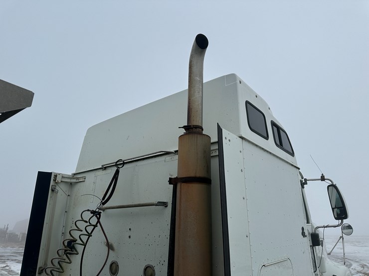 2001-international-2001-image-44