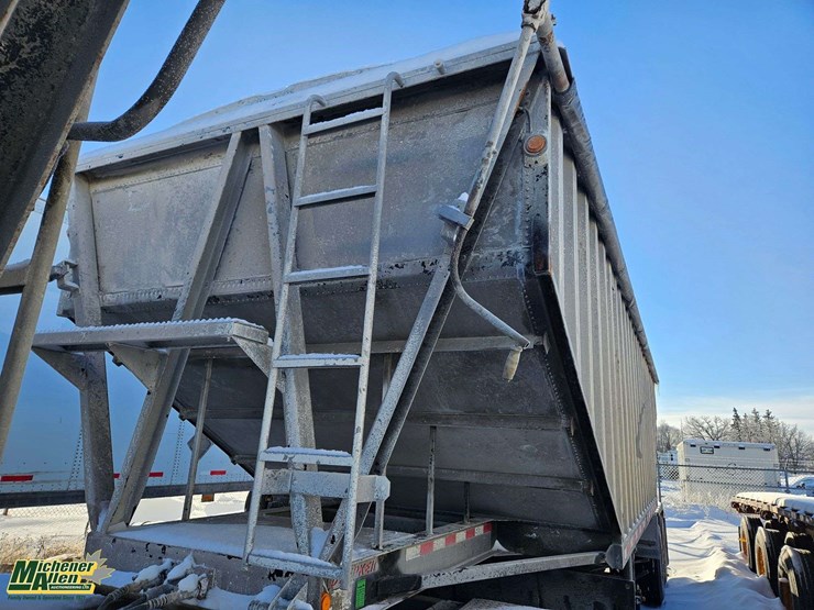 2010-doepker-tri/a-bulk-trailer-image-14