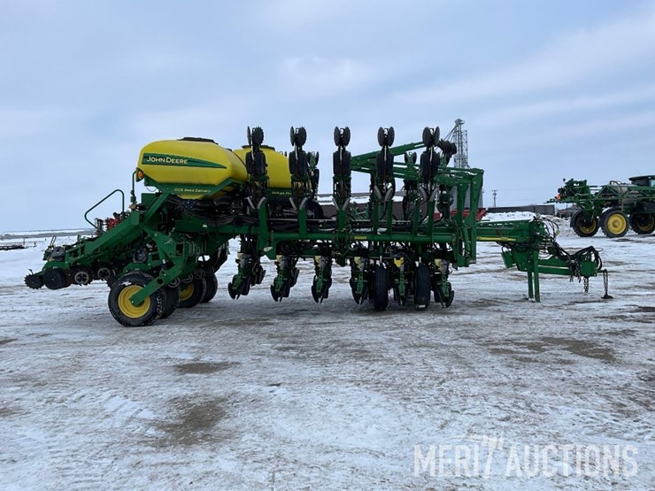2012-john-deere-1790-image-6