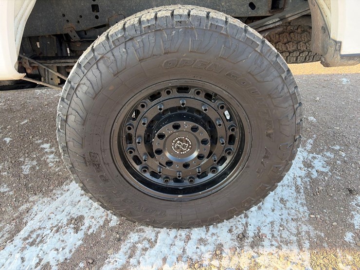 2017-ford-f250-lariat-image-16