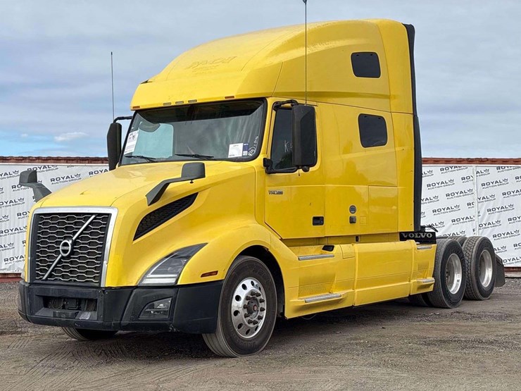 2018-volvo-vnl42t400-image-1