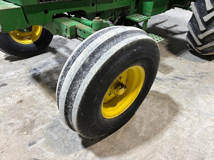 john-deere-2555-image-8