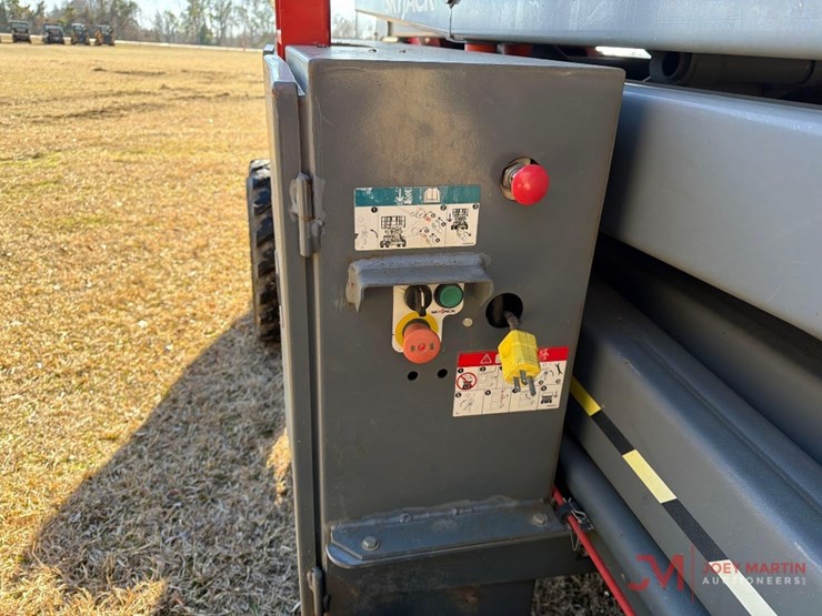 skyjack-sj8841rt-image-13