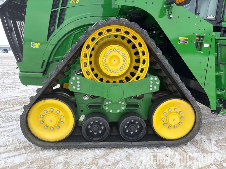 2023-john-deere-9rx-540-image-11