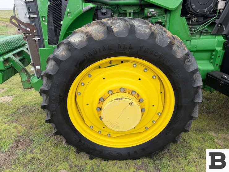 2006-john-deere-8330-image-33