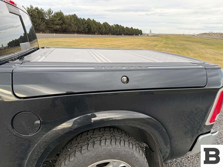 2018-dodge-1500-image-19