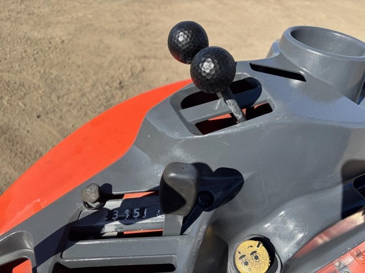 kubota-l4760d-image-28