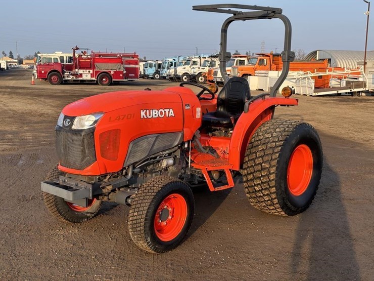 2017-kubota-l4701d-image-1