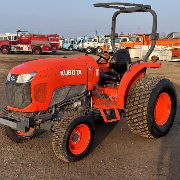 2017 KUBOTA L4701D