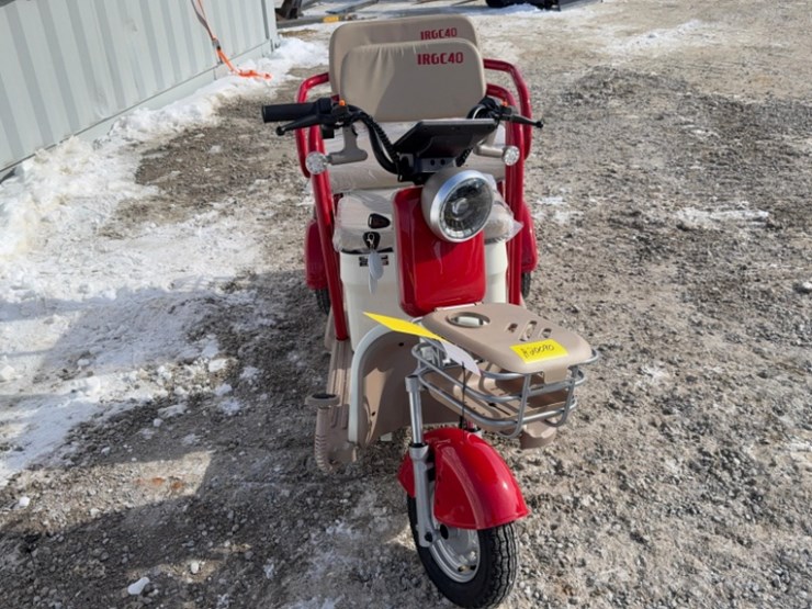 unused-ir-model-irgc40-high-end-golf-cart,-60-volt,-3-speed,-on-board-charger.-image-11