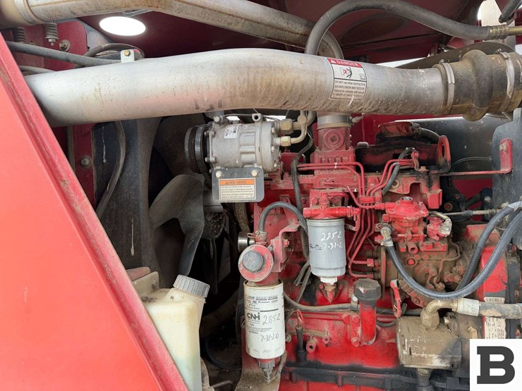 2010-new-holland-2010-image-40