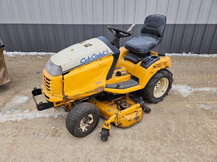 2001-cub-cadet-3240-image-1