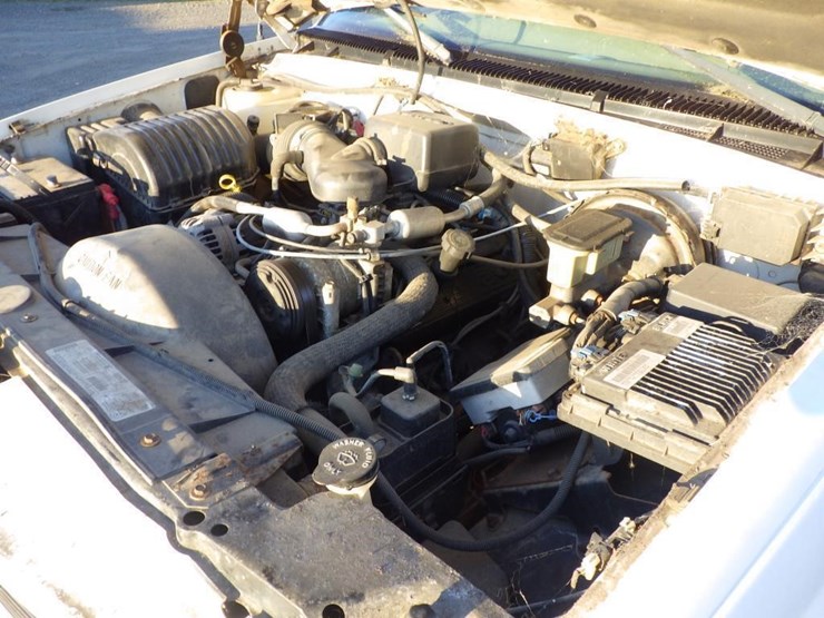 1999-gmc-1500-image-8