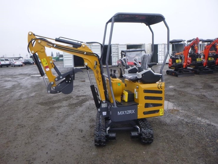 2025-agt-mx12rx-hydraulic-excavator-image-5