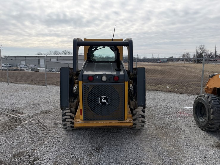 2012-deere-326d-image-15