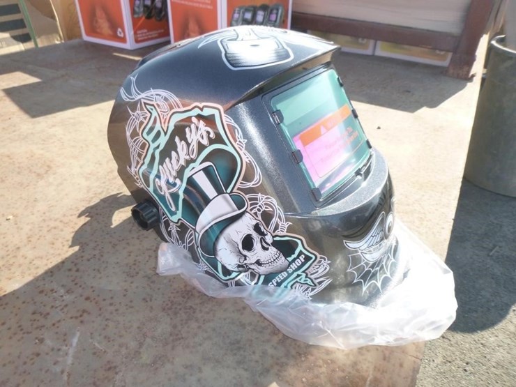 unused-auto-welding-helmet-image-3