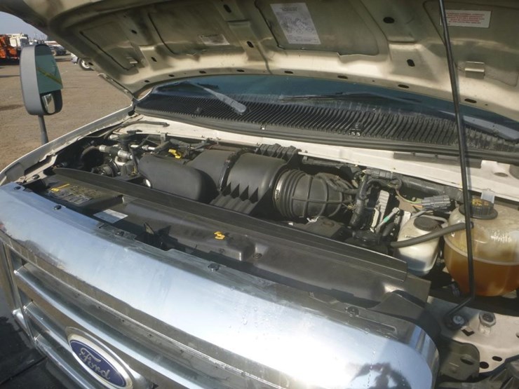 2014-ford-e450-image-11