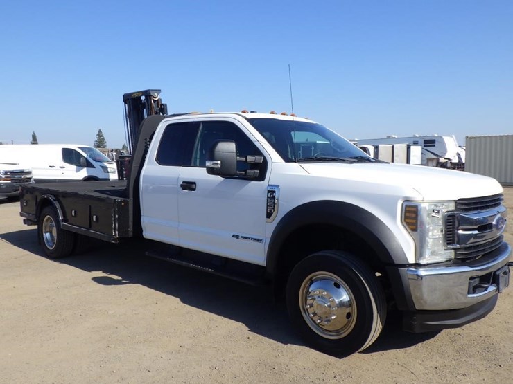 2019-ford-f550-image-2