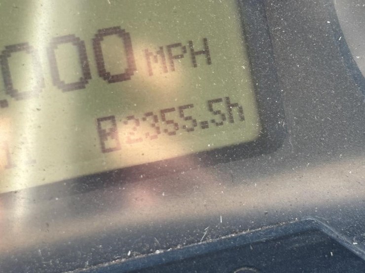 2005-john-deere-7220-image-59