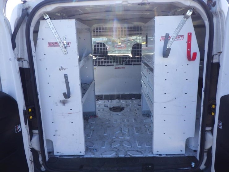 2018-ram-promaster-city-image-9