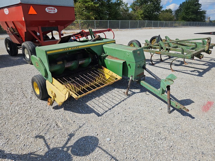 john-deere-327-image-1