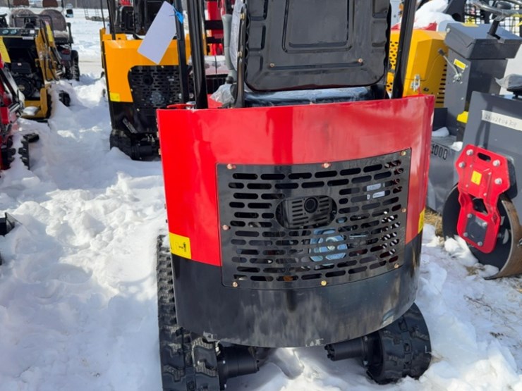 new-unused-2025-miva-model-13-mini-excavator,-13.5hp-gas-engine,-pilot-controls,-16"-bucket,-blade-image-6