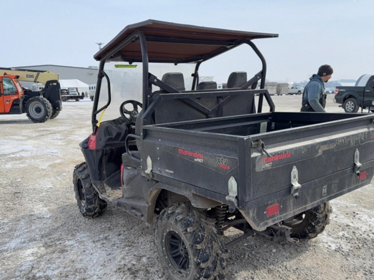 mahindra-model-xtv-7505,-runs,-transmission-issues-image-11