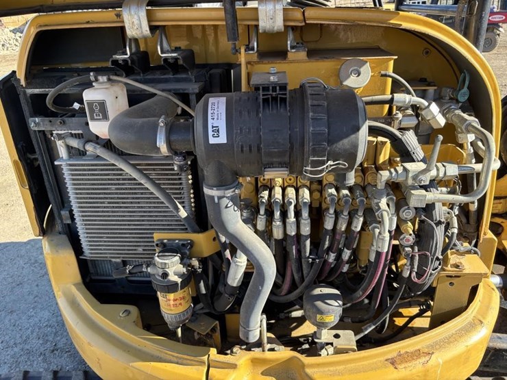 2018-caterpillar-303-image-44