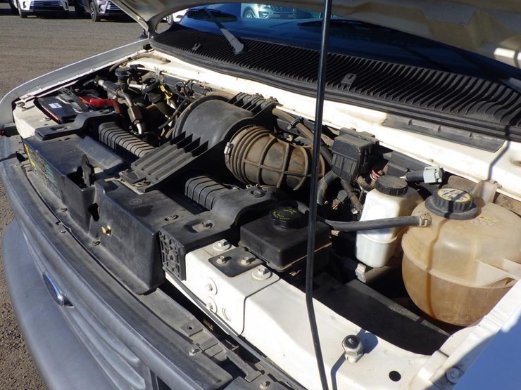 2006-ford-econoline-350-image-10