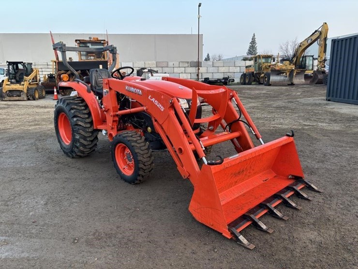 2018-kubota-l2501d-image-2